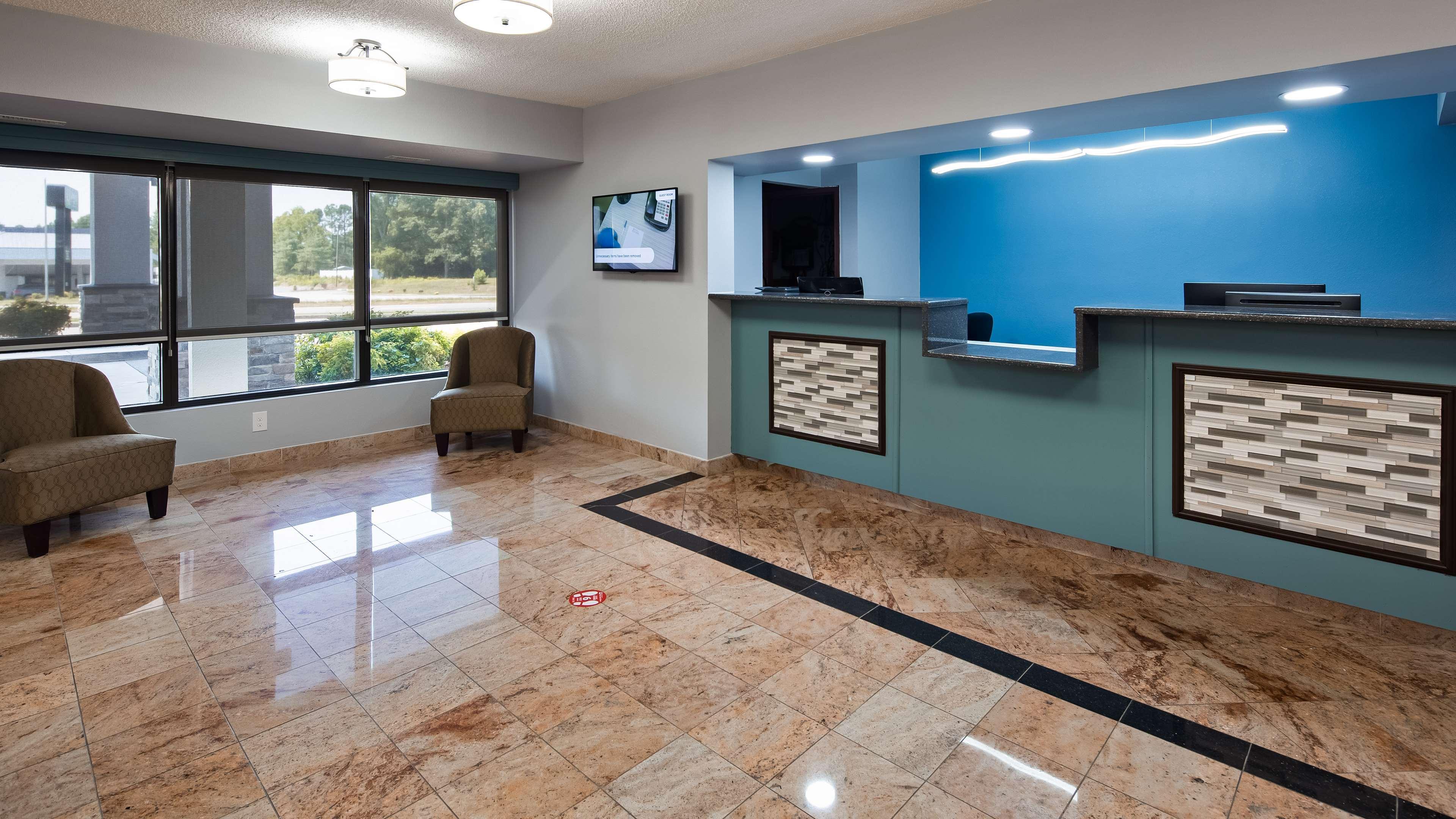 Best Western Emporia Exterior photo